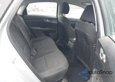 2021 Kia Forte Lxs из США, поврежденный, VIN 3KPF24AD6ME350825